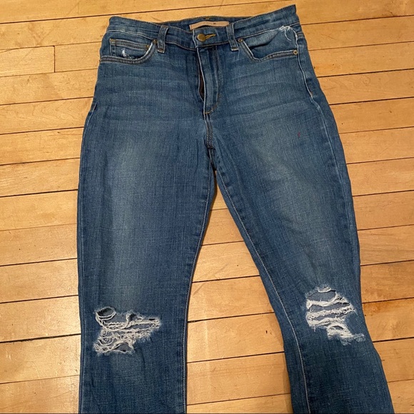 High Rise Ripped Jeans - Picture 4 of 8